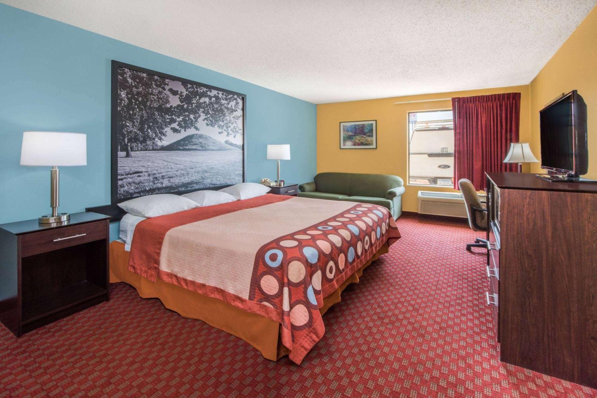 Super 8 By Wyndham Troy Il/St. Louis Area Hotel Екстериор снимка